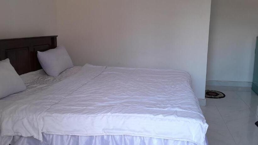 اتاق راحتی سه تخته, Whynot Guesthouse Ella