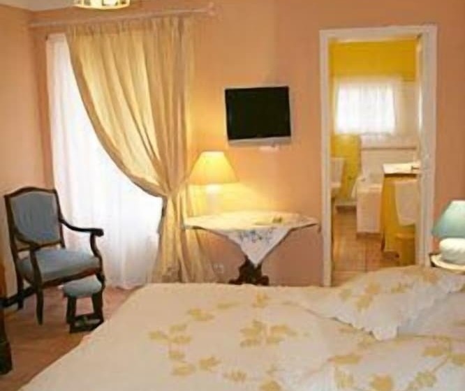 Номер Стандарт, Restaurant Le Moulin De La Camandoule