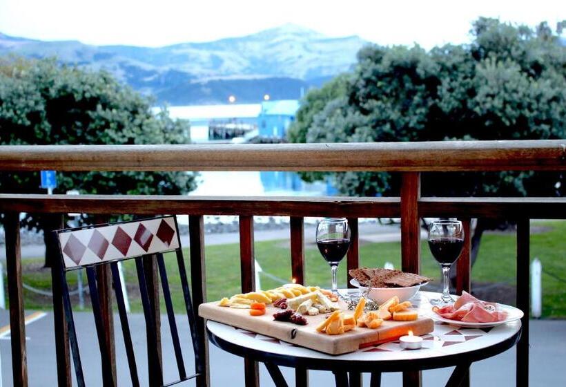 Апартаменты 2 Спальни Вид на Море, Bruce Waterfront Apartments