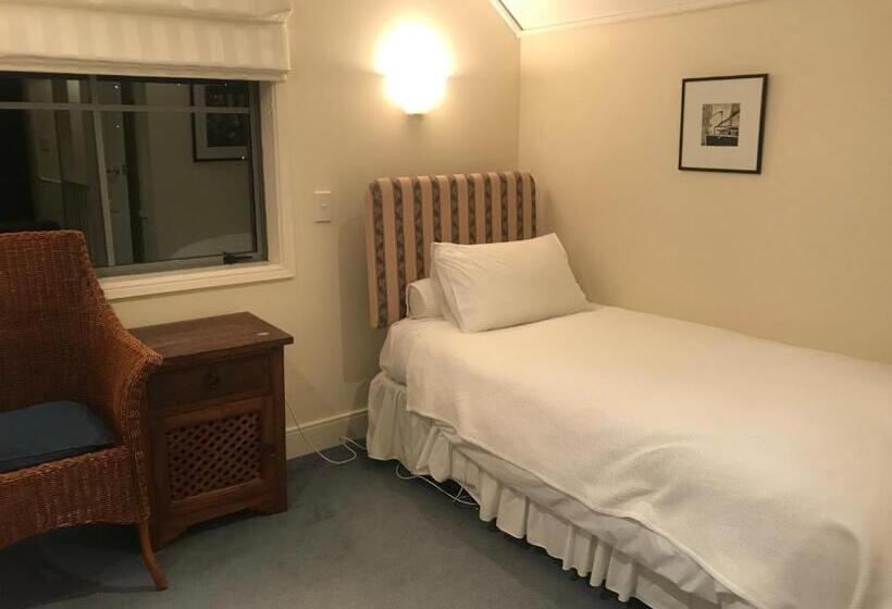Апартаменты 1 Спальня Вид на Сад, Bruce Waterfront Apartments