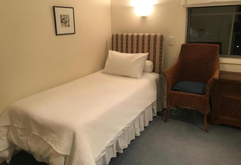 Апартаменты 1 Спальня Вид на Сад, Bruce Waterfront Apartments