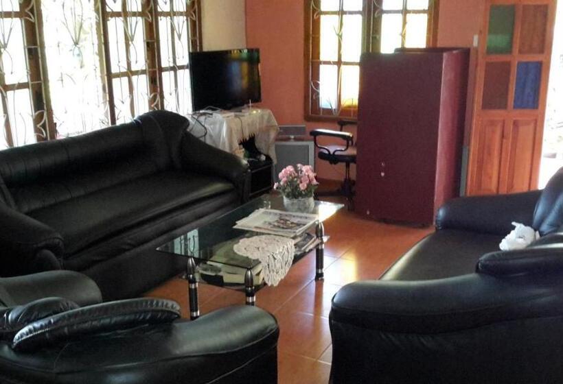 Номер Economy, Raveena Guest House
