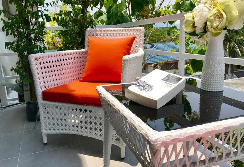 수피리어 테라스 룸, The Beach Cha Am Residence