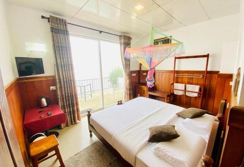 Номер Стандарт Индивидуальный, Srilak View Holiday Inn