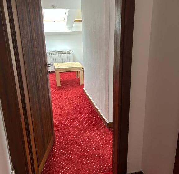 سوییت, Garni Hotel Konak