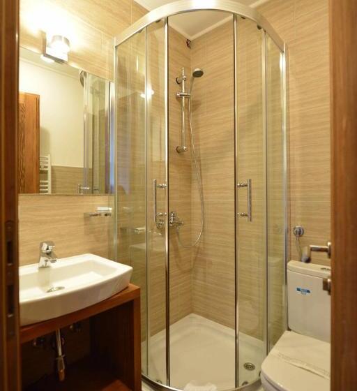 سوییت, Garni Hotel Konak