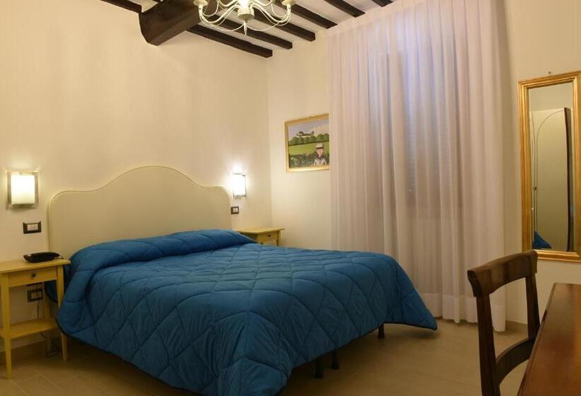 스탠다드 룸, Albergo Umbria