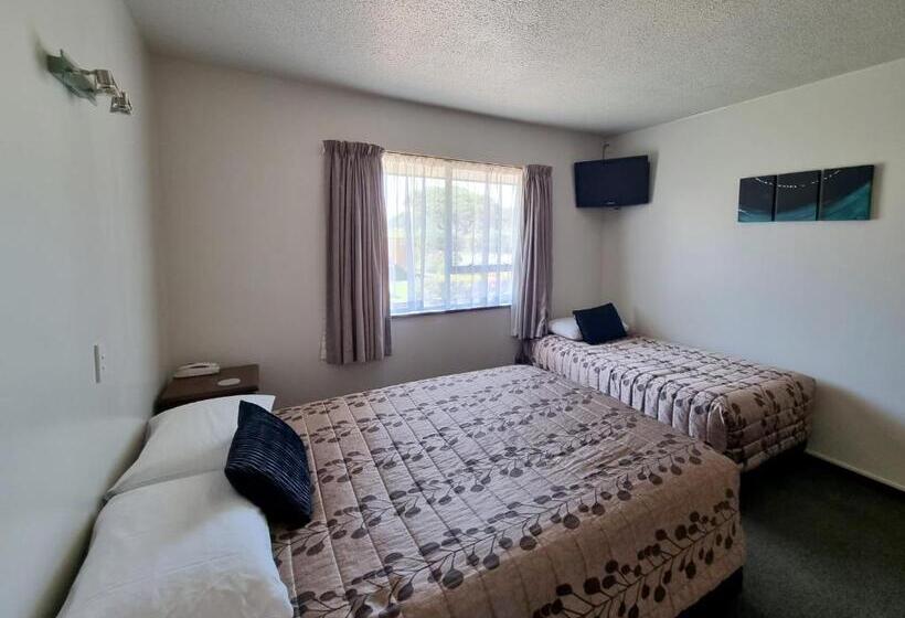 Апартаменты 2 Спальни, Asure Highpark Motor Inn