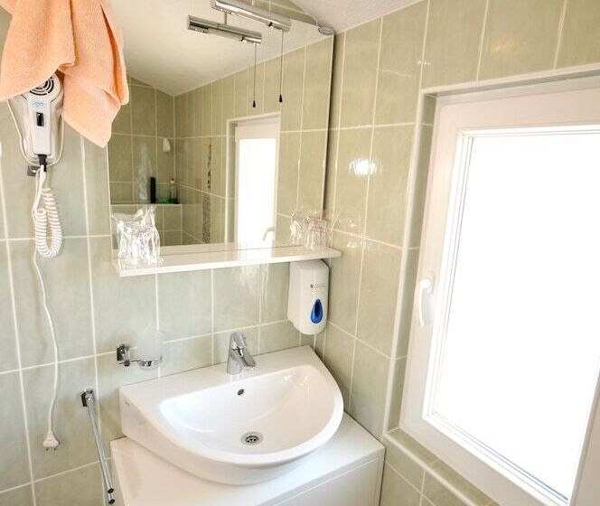 스탠다드 발코니 룸, Apartments & Rooms Villa Maslina