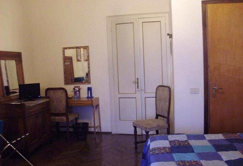 اتاق استاندارد, Albergo Anna
