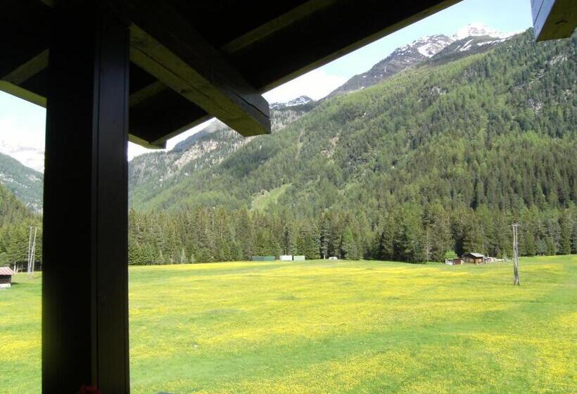 Номер Стандарт с Балконом, Garni Thurwieser   B&b
