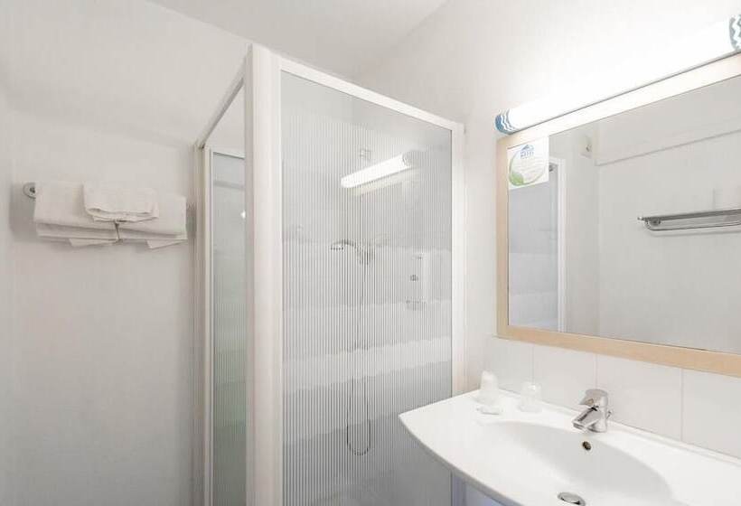 스탠다드 룸, Hôtel First Rodez