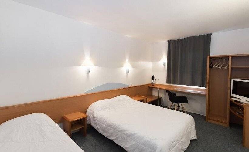 Quarto Estandar, Hôtel First Rodez