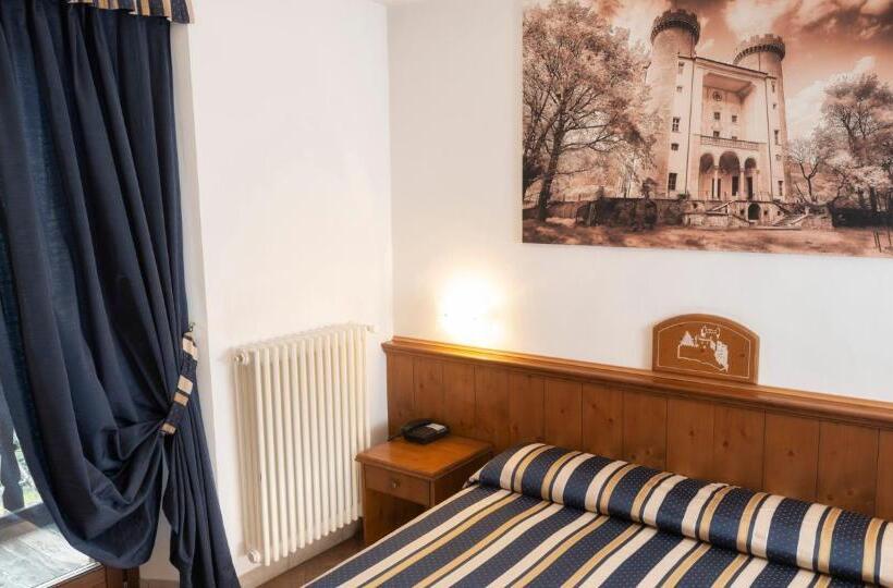 استودیوی استاندارد, Residence Chateau