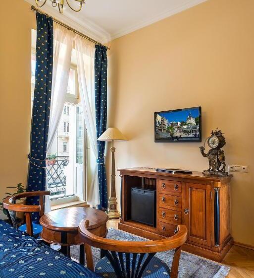 Quarto Deluxe com Sacada, Salvator