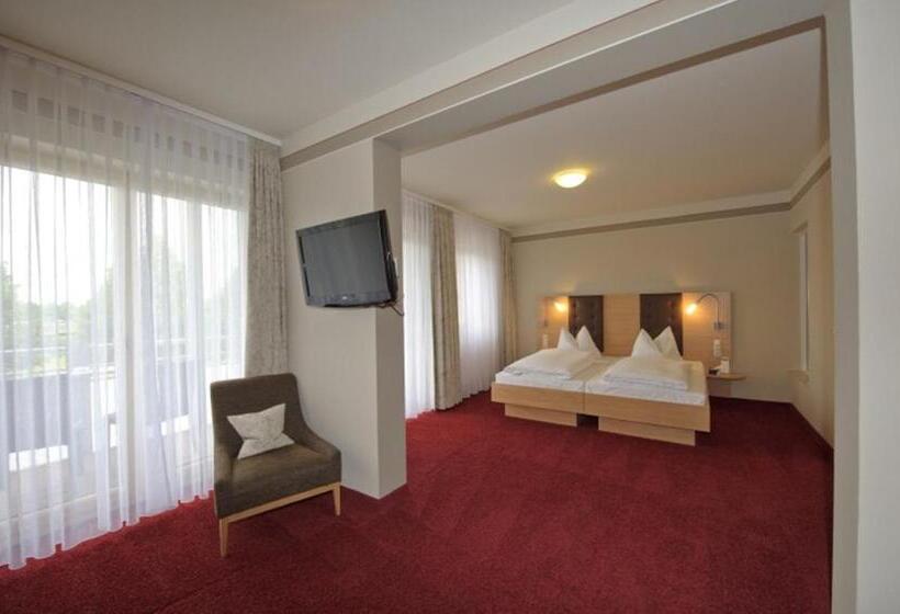 Люкс с Балконом, Land Gut Hotel Hotel Adlerbräu