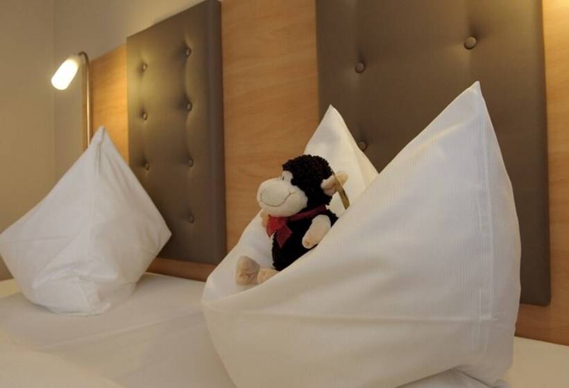 Номер Стандарт с Балконом, Land Gut Hotel Hotel Adlerbräu