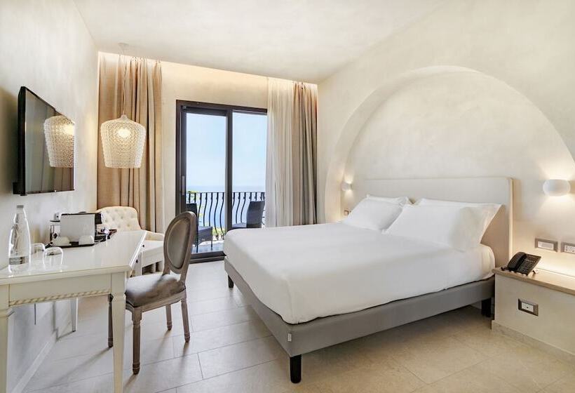 Классический Номер Вид на Море, Villa Fiorita Boutique