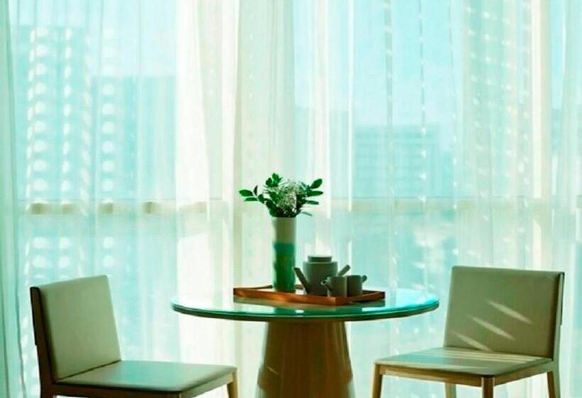 高级工作室, Fraser Residence Menteng, Jakarta