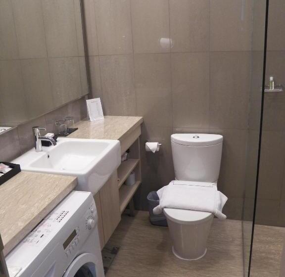 高级工作室, Fraser Residence Menteng, Jakarta