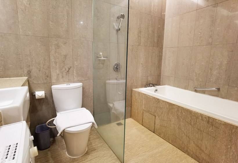 管理人员工作室, Fraser Residence Menteng, Jakarta