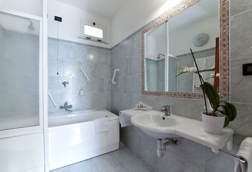 Номер Executive, Borgo Romantica   Resort & Spa