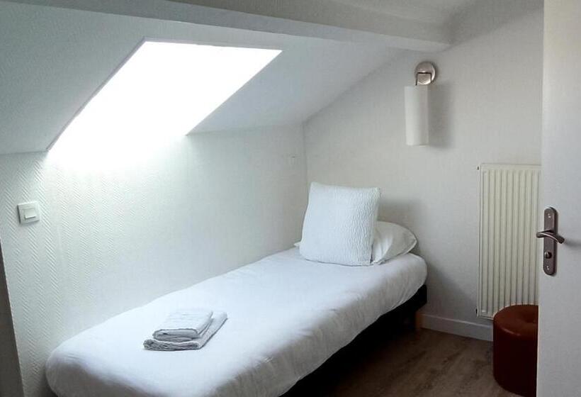 Трежместный Номер Economy, Logis Hôtel La Rosière
