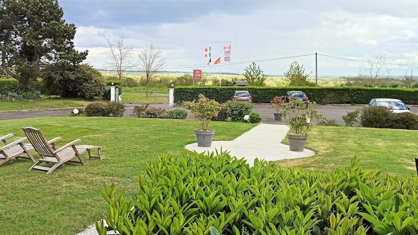 Номер Стандарт Адаптированный для Инвалидов, Logis Hôtel La Rosière