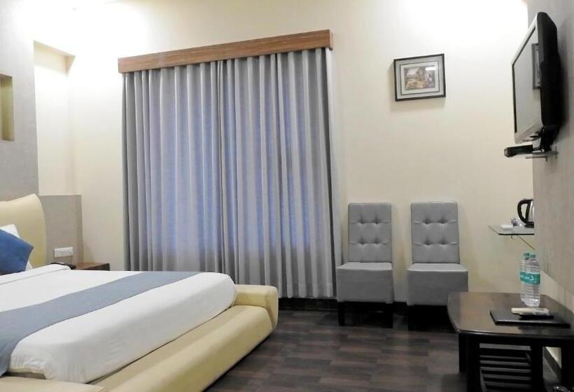 Deluxe Room, Sai Miracle