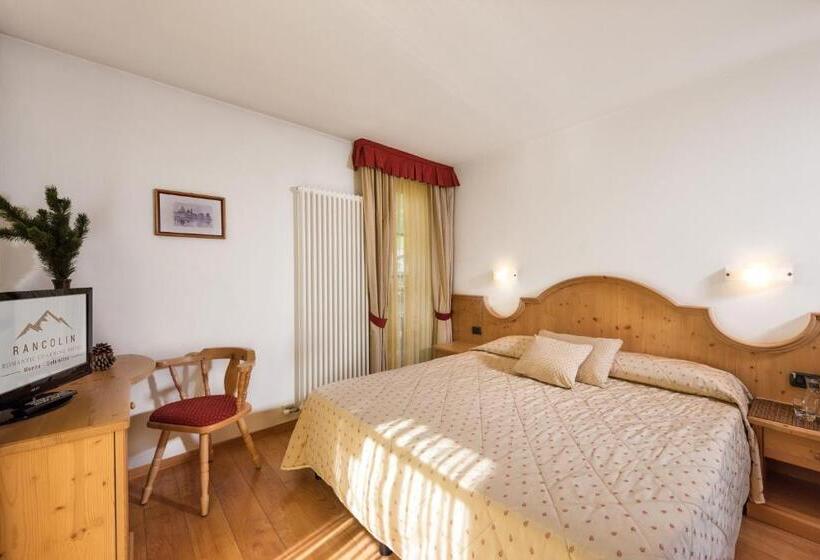 اتاق استاندارد سه تخته با بالکن, Romantic Charming Hotel Rancolin