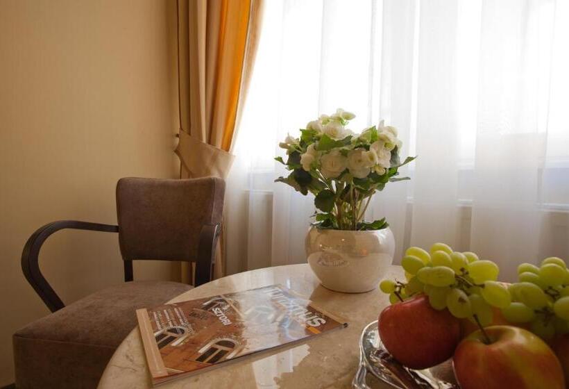 스탠다드 룸, Barokk Hotel Promenád