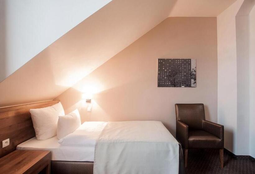 Quarto Estandar Individual, Gem