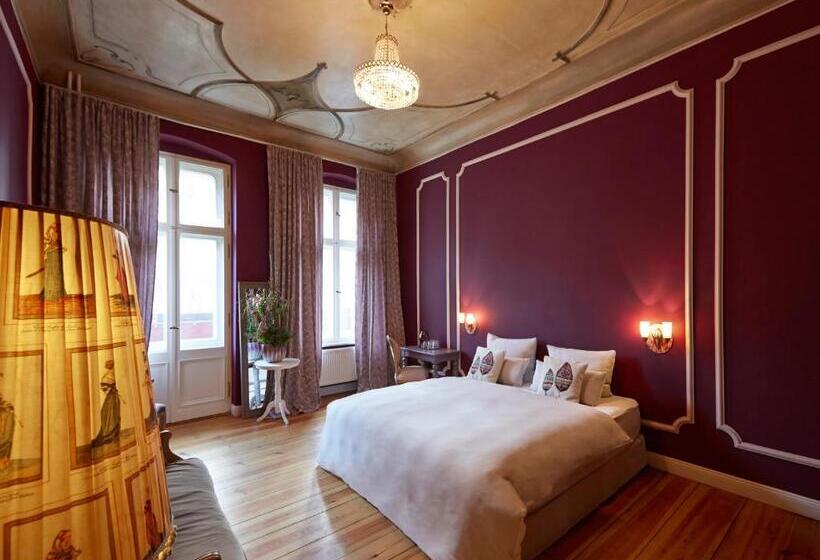 Suite, Linnen