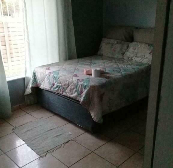 Номер Стандарт, Tl Yahweh Guest House