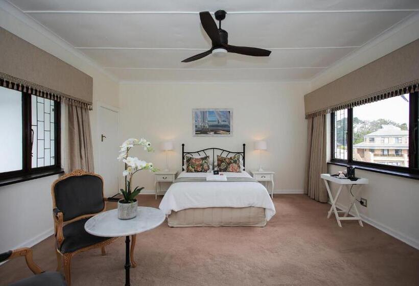 디럭스 스위트, Hathaway Guest House