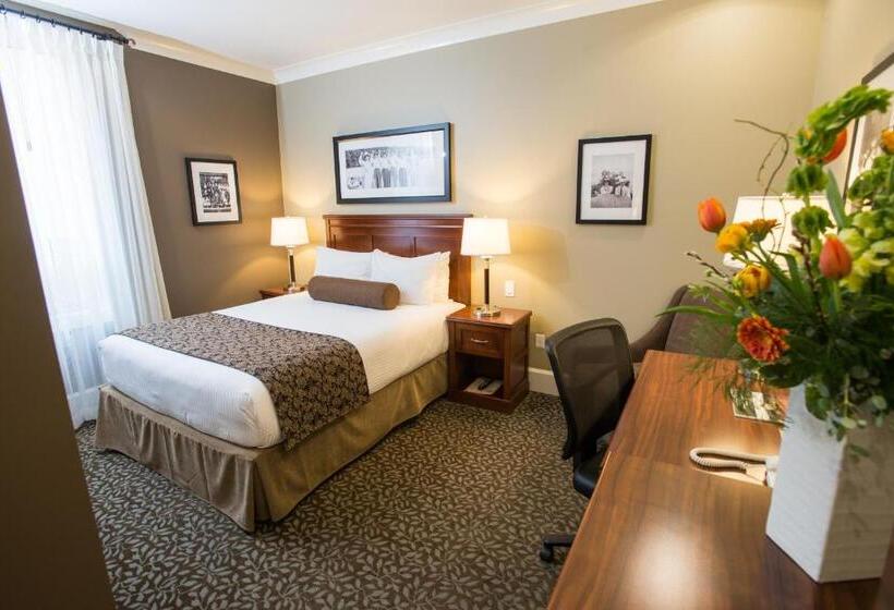 Номер Стандарт, Hume Hotel & Spa