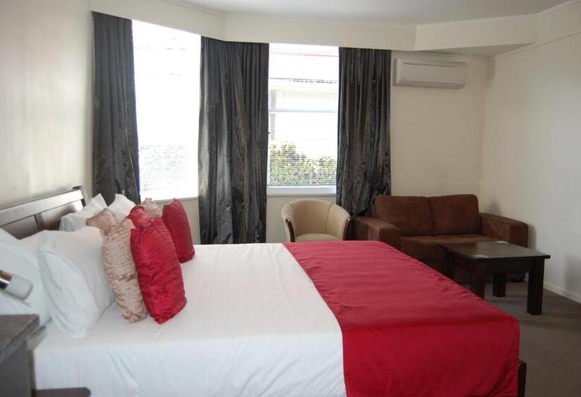 Студио Executive, At Eden Park Motel