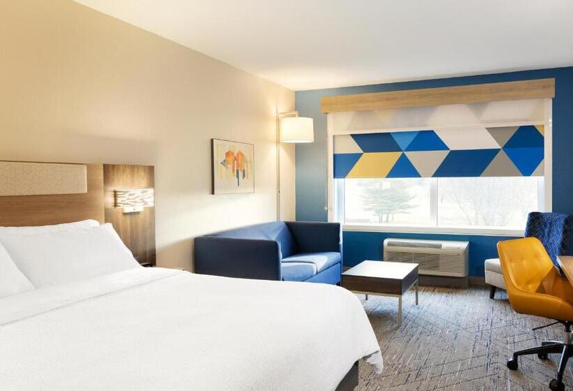 带大床的套房, Holiday Inn Express   South Haven, An Ihg