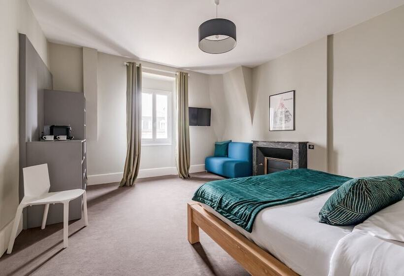Quarto Deluxe, Les Argentiers  Acces Digitalise