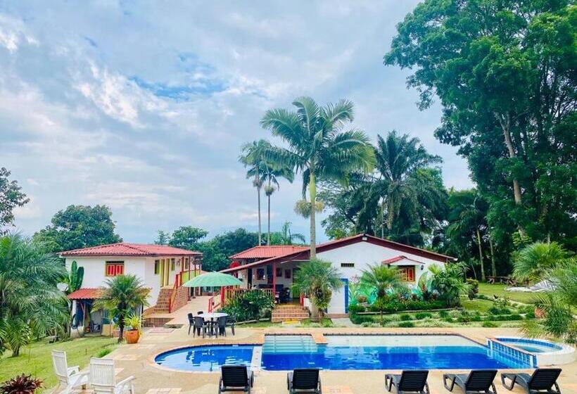Четырехместный Номер Стандарт, Finca Hotel El Laurel   Parque Del Café