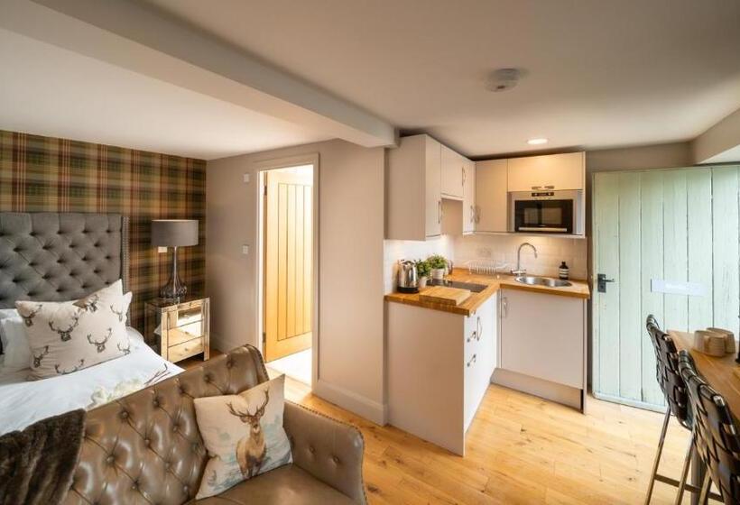 غرفة ديلوكس سرير كينج, Nether Glenny Farm