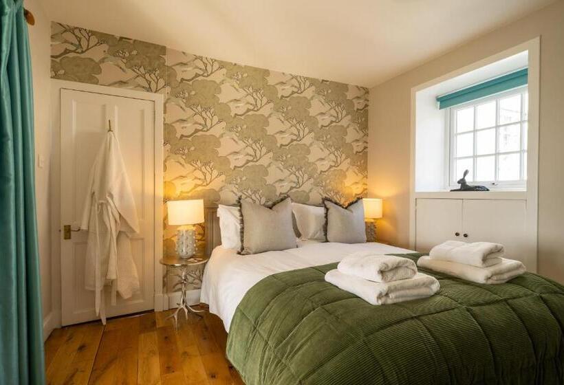 منزل غرفة نوم واحدة, Nether Glenny Farm