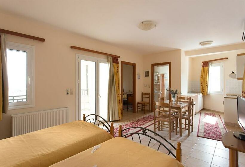 Family Suite, Apartments Hotel & Studios, Xifoupolis