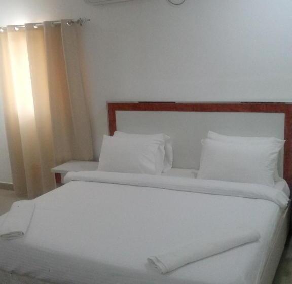 스탠다드 스튜디오 킹침대, Residencial Africa,lda Nampula