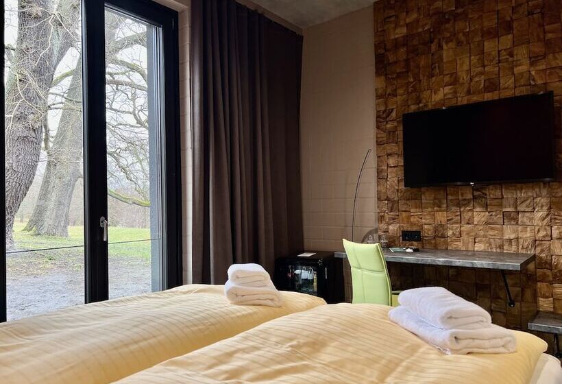 Quarto Estandar, Zweirad Hotel Lenne