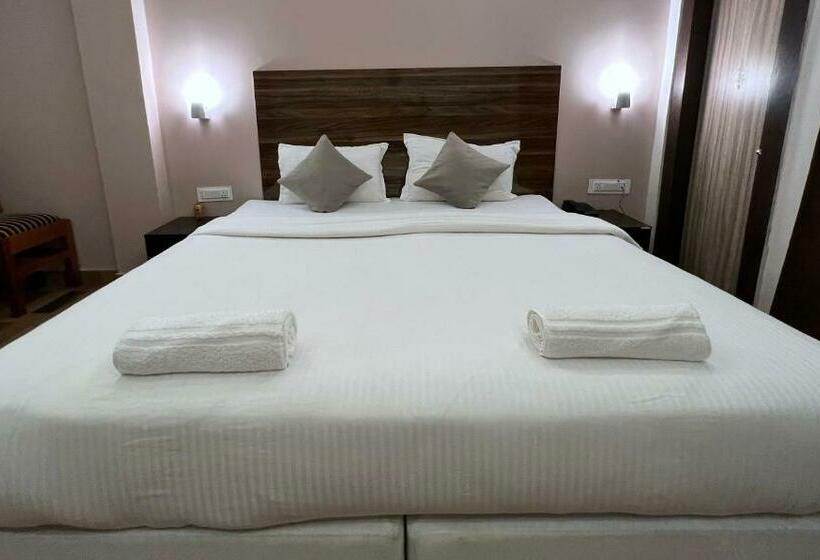 Номер Deluxe, The Phoenix Residency