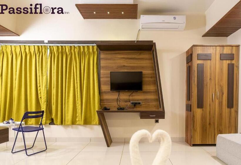 带大床的标准间, Passiflora Beach Resort Alibaug