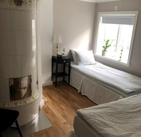 Номер Basic, ångbåten   New Buildt Double Rooms In The Center Of Gränna With Separate Entrance