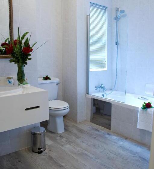 Quarto Standard Casa de Banho Partilhada, Cedarwoods Of Sandton