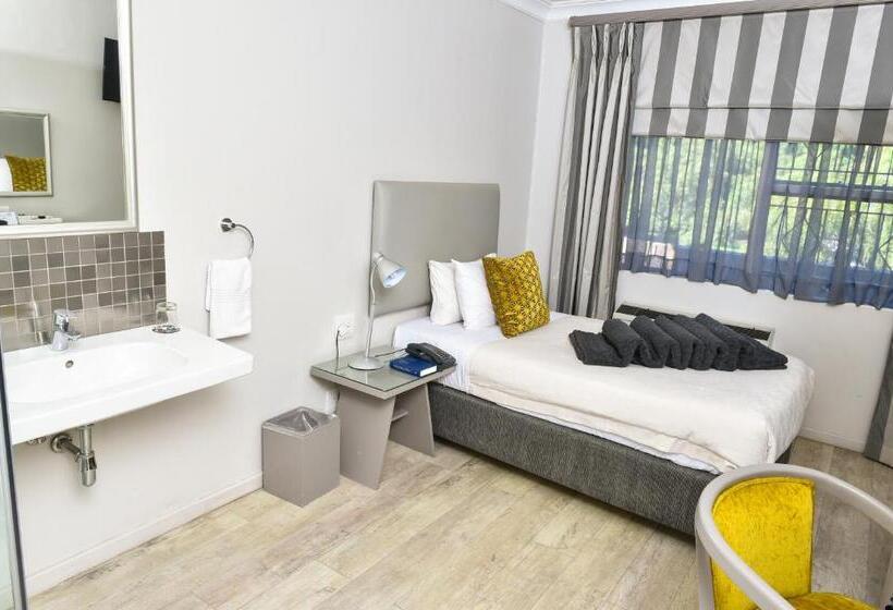 Quarto standart individual, Cedarwoods Of Sandton